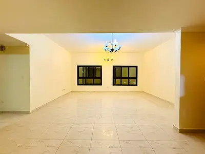 CLOSE TO NAHDA POND PARK STUNNING 2BHK AVAILABLE WITH ALL AMENITIES