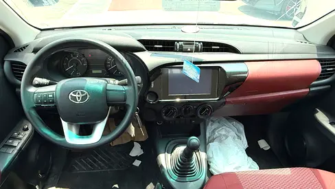 صورة 16 لـ 2025 Toyota HILUX