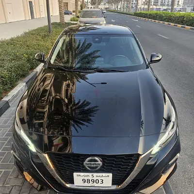 Nissan Altima SR 2022