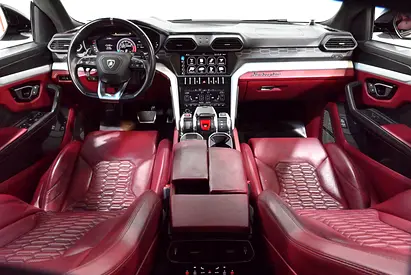 2019 Lamborghini URUS 照片 7