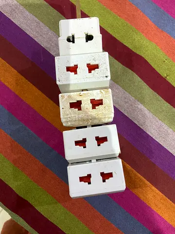 Electric socket