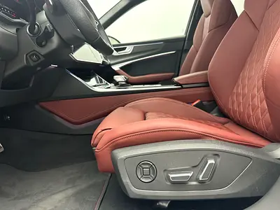 2025 AUDI S6 照片 13