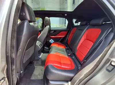 صورة مصغرة 12 لـ 2017 Jaguar F-PACE