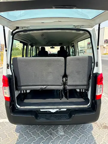 2015 Nissan URVAN — фото 14