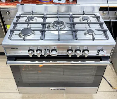 Glemgas latest model 5 burner gas cooker made in Italy