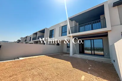 Near To Pool & Parks | Best Price | Ready