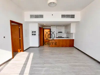 Classy 1 BR | Best Amenities | Unfurnished