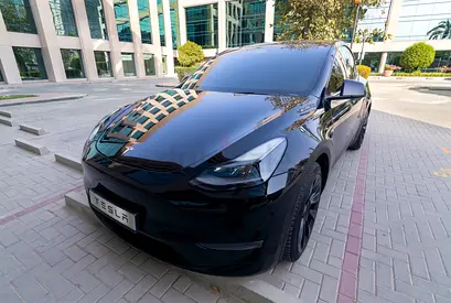 Tesla Model Y 2023 Long Range | Under Warranty | GCC Specs