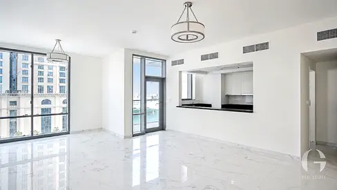 Middle Floor I Largest Layout I Pool Facing
