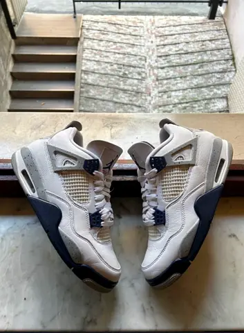 Preowned Jordan 4 Midnight Navy-Condition(Very good)
