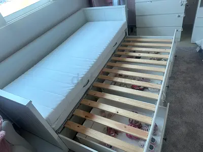 Ikea day bed extendable double