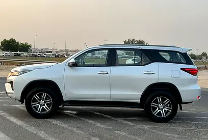 صورة 7 لـ 2023 Toyota FORTUNER