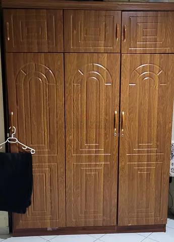 Wooden 3-Door Wardrobe with Overhead Cabinets