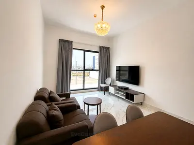 SPACIOUS - FULLY FURNISHED - GREAT AMENITIES