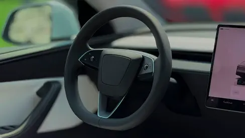 صورة 9 لـ 2025 Tesla MODEL Y