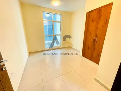 Like New 1BED Full Maintaind Building Behind Safari Mall