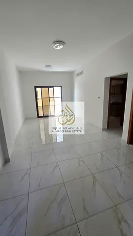 شقـــــــة غرفة وصالة 2 حمام  غرفة ماستر مع بلكونة وخزائن بالحائط  مساحة واسعة تانـــــي ساكـــــن  📍بالنعيمية 1 قريب من مدرسة الحكمة وشارع الاتحاد