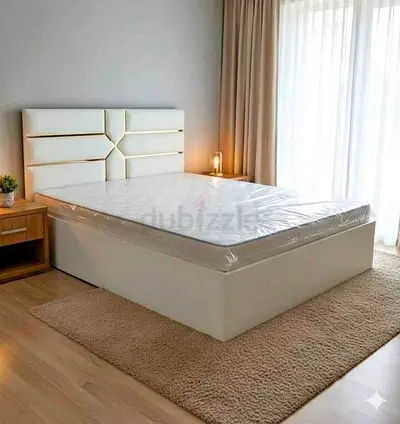 New Modern White Upholstered Bed Frame with Headboard (Queen)