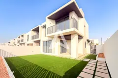 OPEN HOUSE 15-16 August | Near Park n Pool |Corner