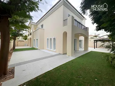 5 Bed Villa | Vast Living Space | Fully Upgraded