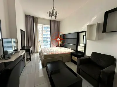 MODERN STUDIO | READY TO MOVE IN | FURNISHED