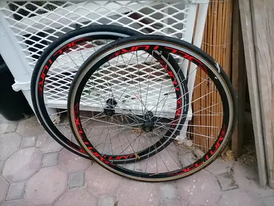 Pair of 700C Road Bike Wheels compatible up to 11speed cassette