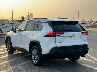 صورة 4 لـ 2025 Toyota RAV 4