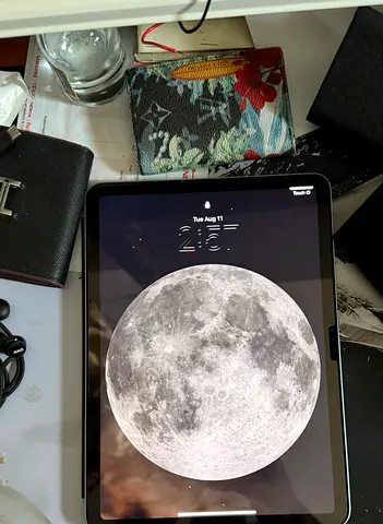 IPAD AIR M3 11 inch