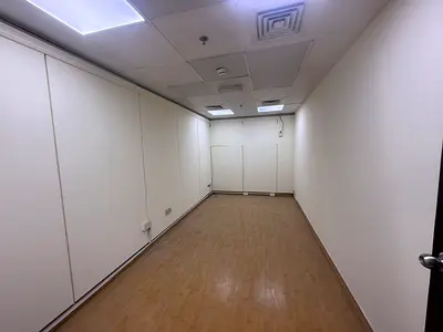 SEPARATE. OFFICE 130/sqft. CLOSE TO ABU HAIL METRO STATION. RENT 20k IN 4 PAYMENTS