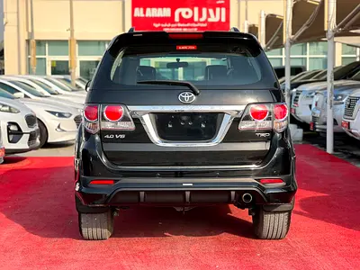 2015 Toyota FORTUNER — миниатюра 5
