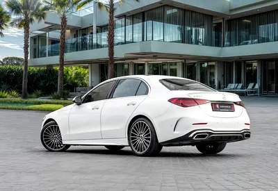 صورة 3 لـ 2024 Mercedes-BENZ C-CLASS
