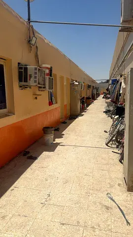 سكن عمال | 3,200 درهم | أكثر من 100 غرفة | الصجعة، الشارقة | جاهز للسكن