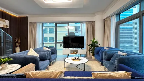 LUXURIOUS || AC WIFI FREE || NEGOTIABLE