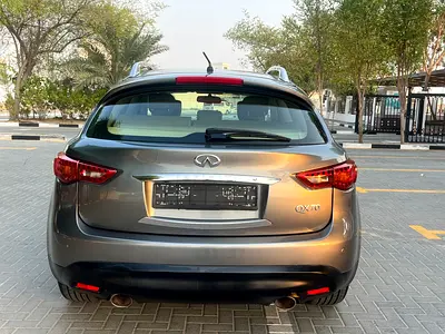 صورة 4 لـ 2014 Infiniti QX70