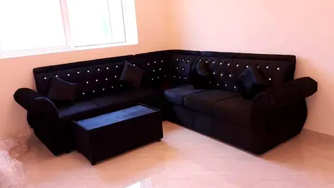 Black L-shaped Velvet Sofa with Crystal Buttons — Good quality