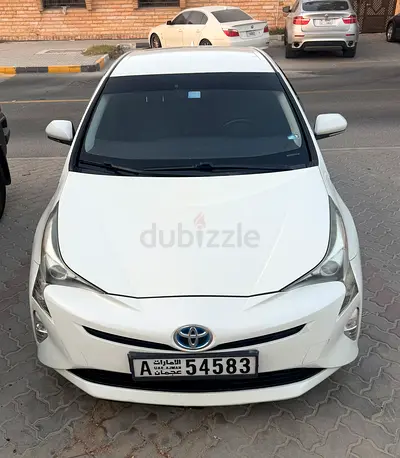 Toyota Prius Iconic 2017•GCC•Hybrid Efficiency Excellent Fuel Economy•Smooth Driving Before Taxi