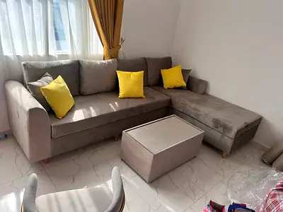 Brand New Luxury Sectional Sofa – Modern Designer Living Room Furniture with Spacious Seating, S