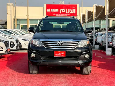 2015 Toyota FORTUNER — миниатюра 2