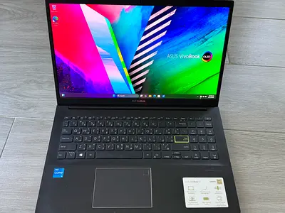 SELLING ASUS VivoBook 15 (Model K513EQN). EXCELLENT WORKING CONDITION
