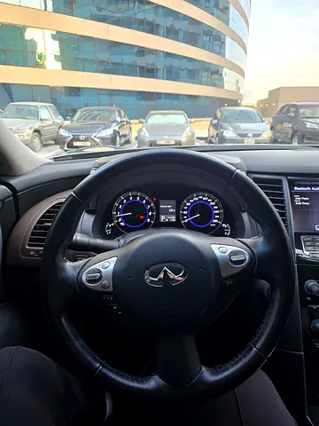 2018 Infiniti QX70 照片 5