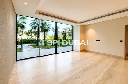 AVAILABLE FOR VIEWING| RAREST LAYOUT | PRIVATE GARDEN BEACH ACCESS