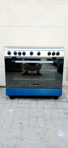 90cm gas cooker with 5burners perfect working