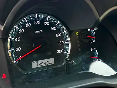 2015 Toyota FORTUNER — миниатюра 18
