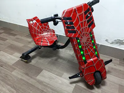 Red Spider-Web Drift Trike Scooter for Kids - Foldable