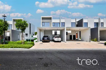 Vacant | Private Garden | Near amenities