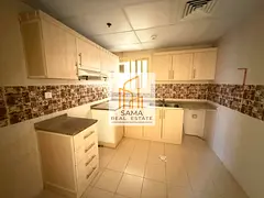 3 bedroom apartment with car parking wardrobe only 60k in new muwaliha