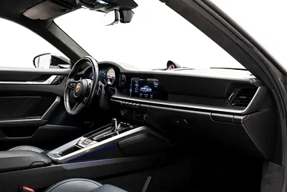 صورة 9 لـ 2021 Porsche 911