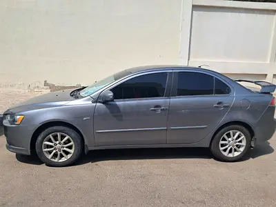 Mitsubishi Lancer EX 2.0 2015 | GCC Specs