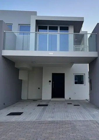 Spacious 3BR Townhouse | Green Community | Artificial Beach Access