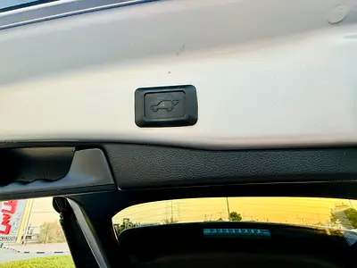 2023 Toyota RAV 4 — миниатюра 15